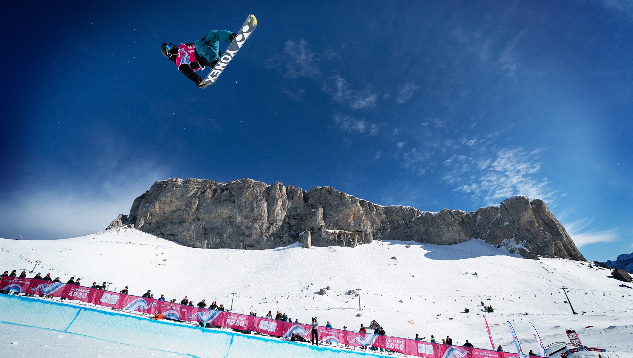 Snowboard halfpipe Lausanne 2020