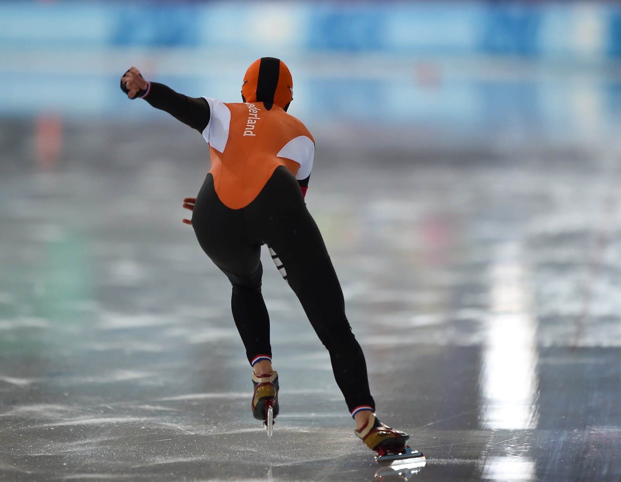 Elisa Dul of the Netherlands competes in the ladies' 1500m speed skating final at Hamar Olympic Hall Viking Ship. Photo: YIS / IOC Thomas Lovelock