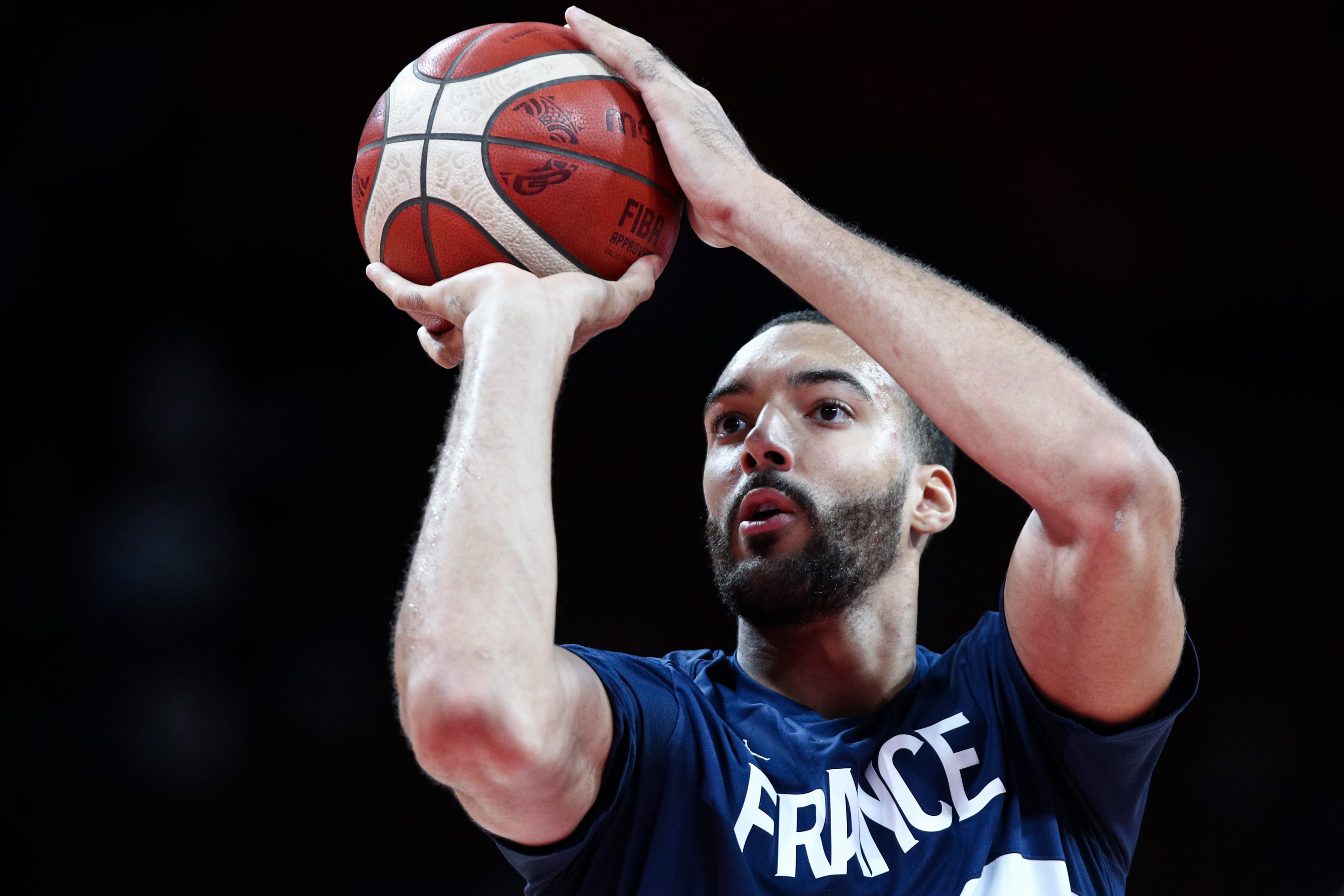 Evan Fournier and Rudy Gobert lead France Basketball Team to Victory