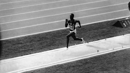 Beamon opens track and field competition with coup de baton