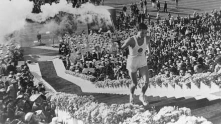 福島県からスタートする東京五輪の聖火リレーは「震災復興」の象徴