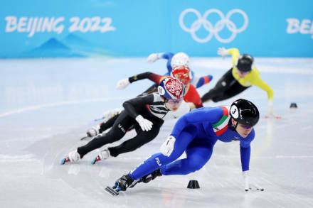 冬季長野オリンピック　大回転ポール旗 札幌冬期オリンピック – 日本デザインセンター