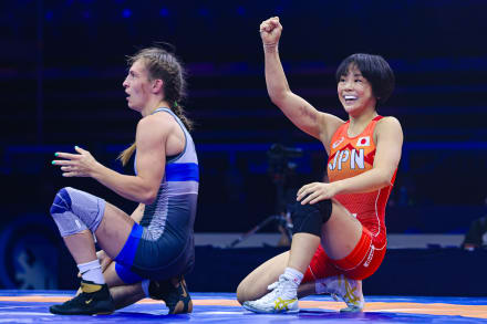 137連勝！パリオリンピック女子レスリング金メダル藤波朱里　直筆サイン色紙 137連勝！パリオリンピック女子レスリング金メダル藤波朱里 直筆