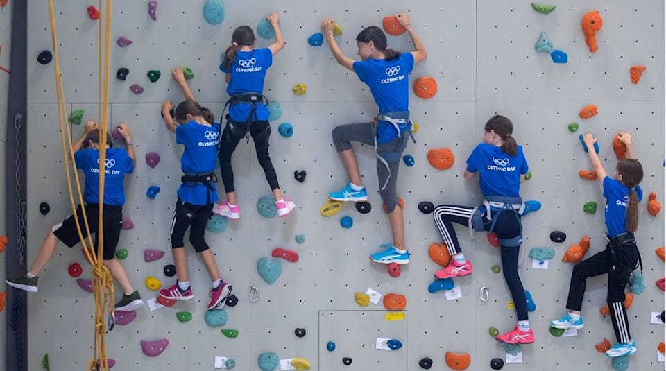 cntrzerqkmbvodnjarrx