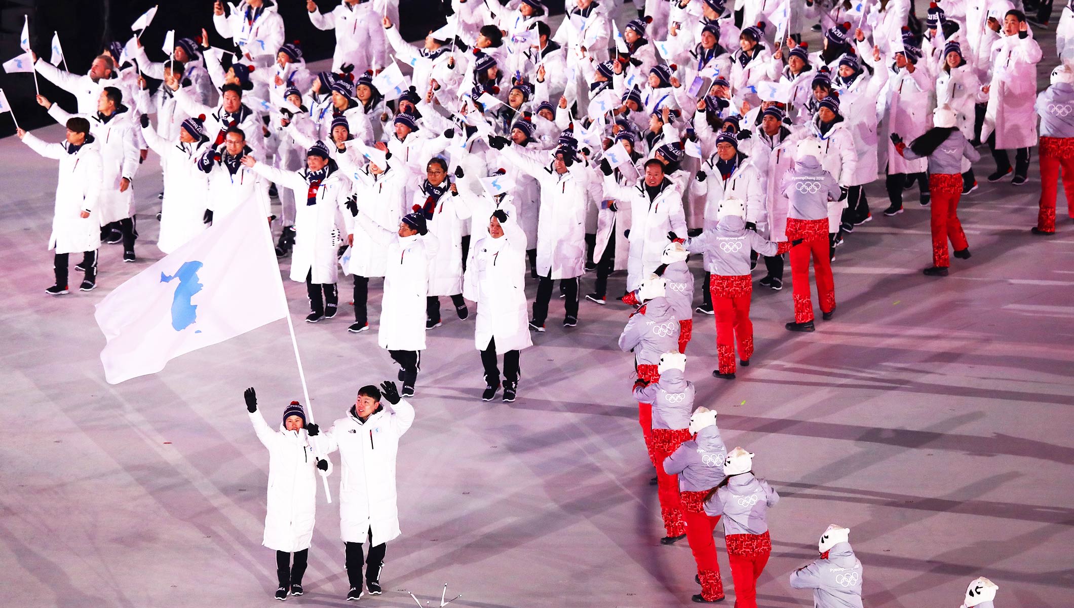 The remarkable story of the Athletes’ Parade - Olympic News