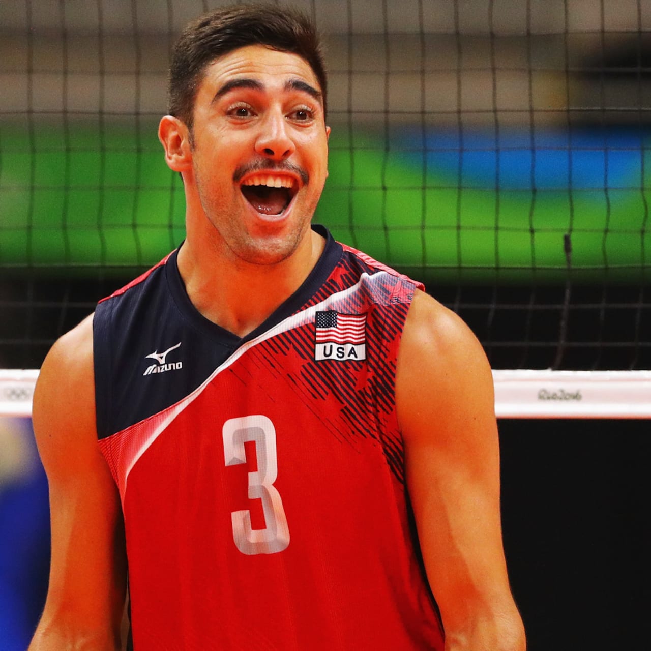 Quem é o jogador de vôlei mais alto do mundo? /