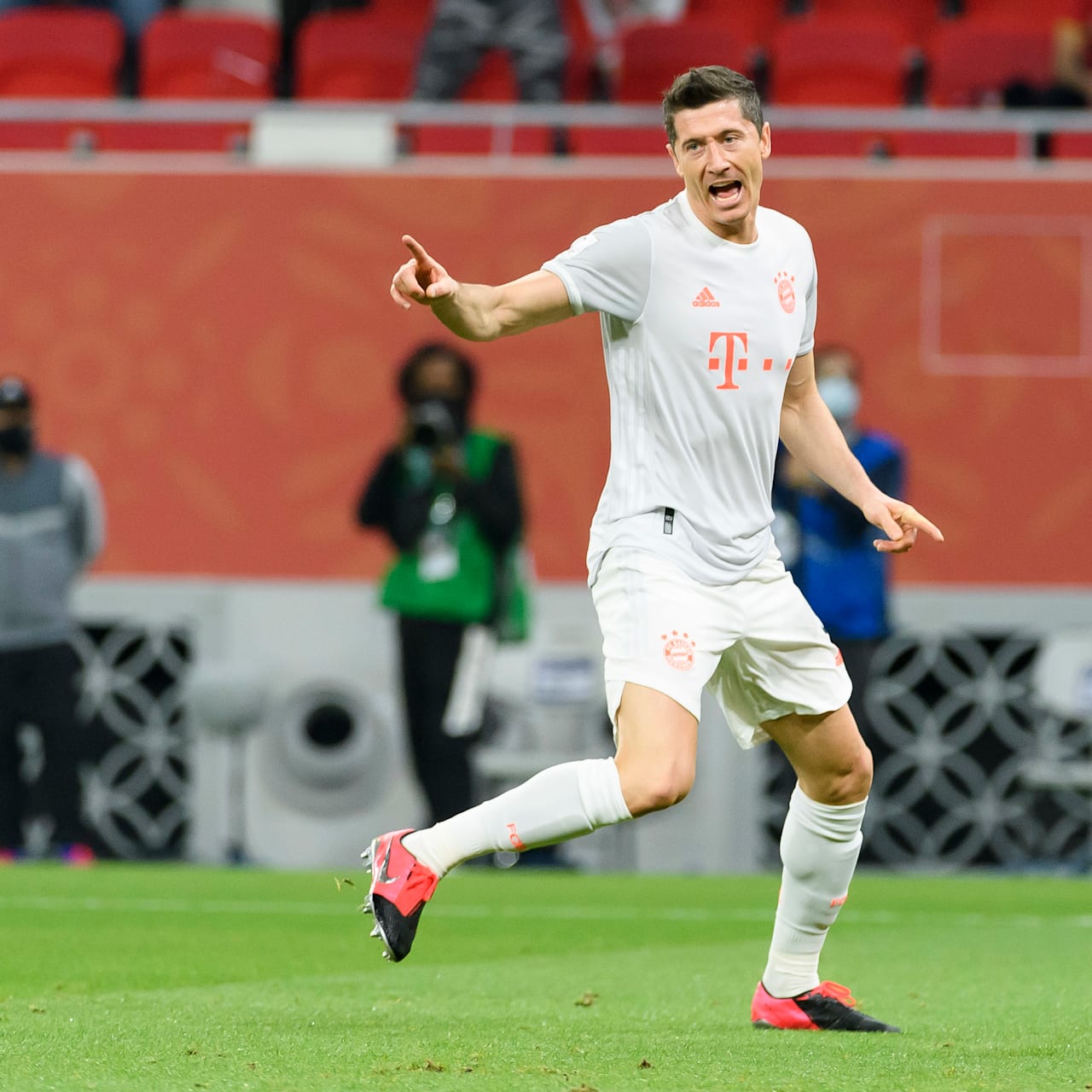 Watch highlights as Bayern Munich beat Al Ahly 2-0 in FIFA