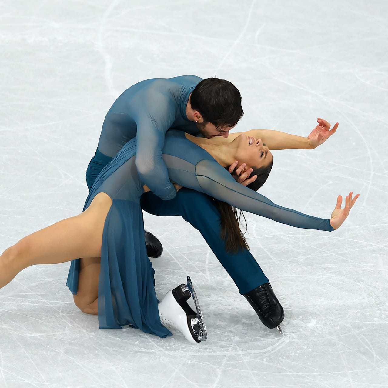 フルニエボードリ／シゼロン組が激戦を制しアイスダンスで金メダルを