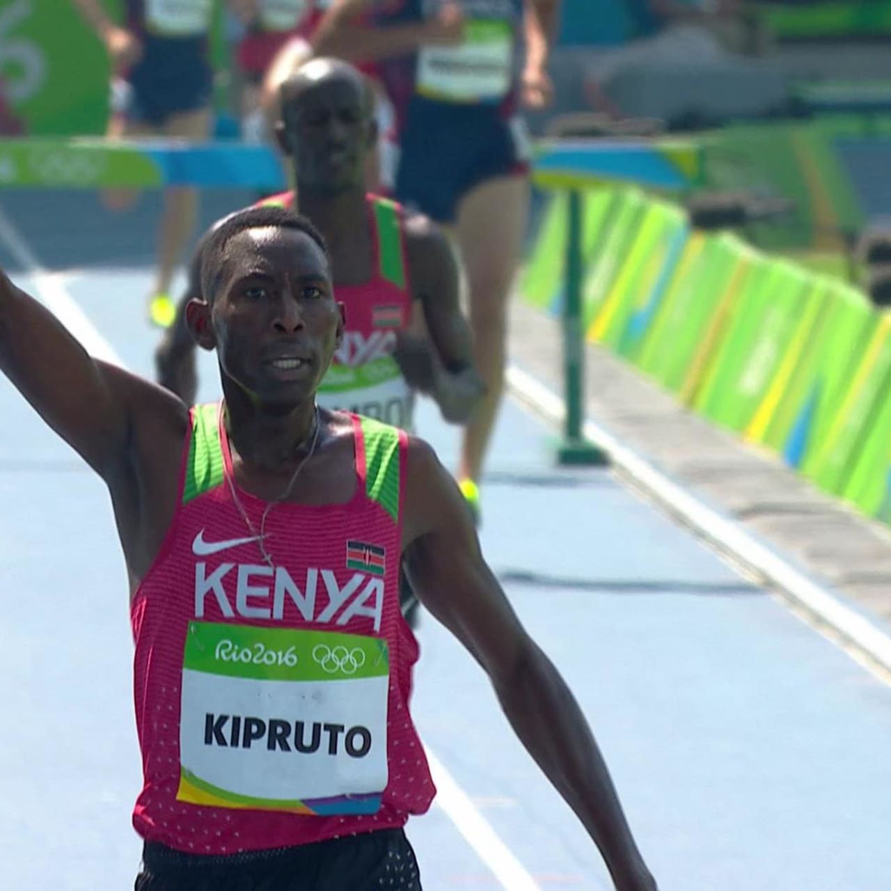 ケニアのキプルトが3000m障害で五輪新