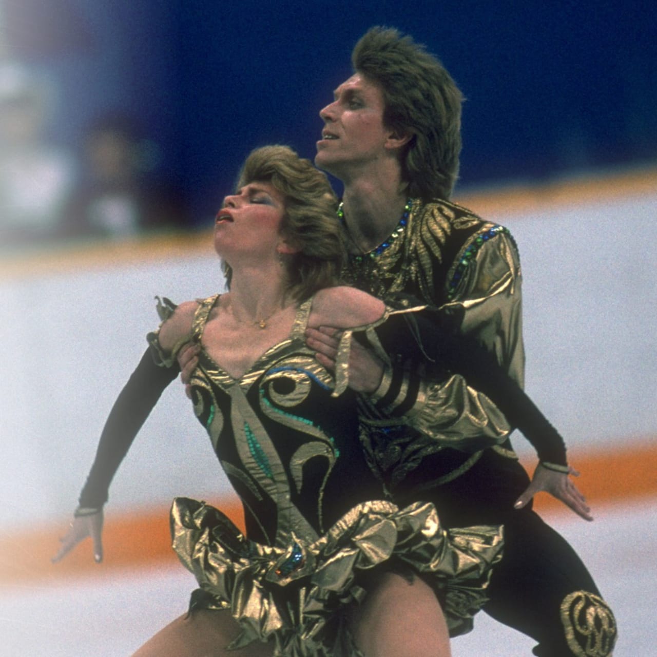 раушан гүлі бар жыныс мүшесінің фотосы