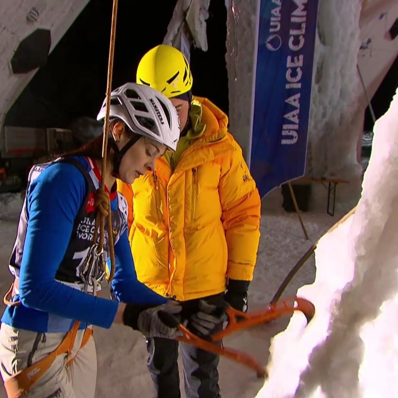 UIAAアイスクライミングワールドカップ1日目ラーベンシュタイン