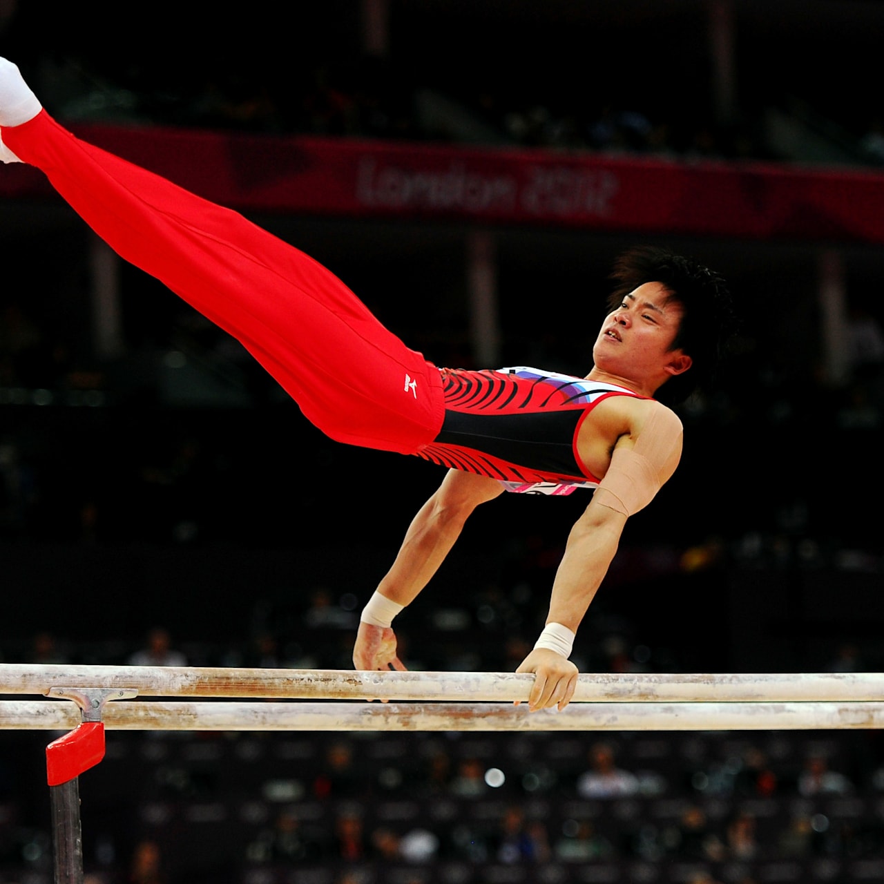 Barras Paralelas y AsimétricasGimnasia Artística - Sport System