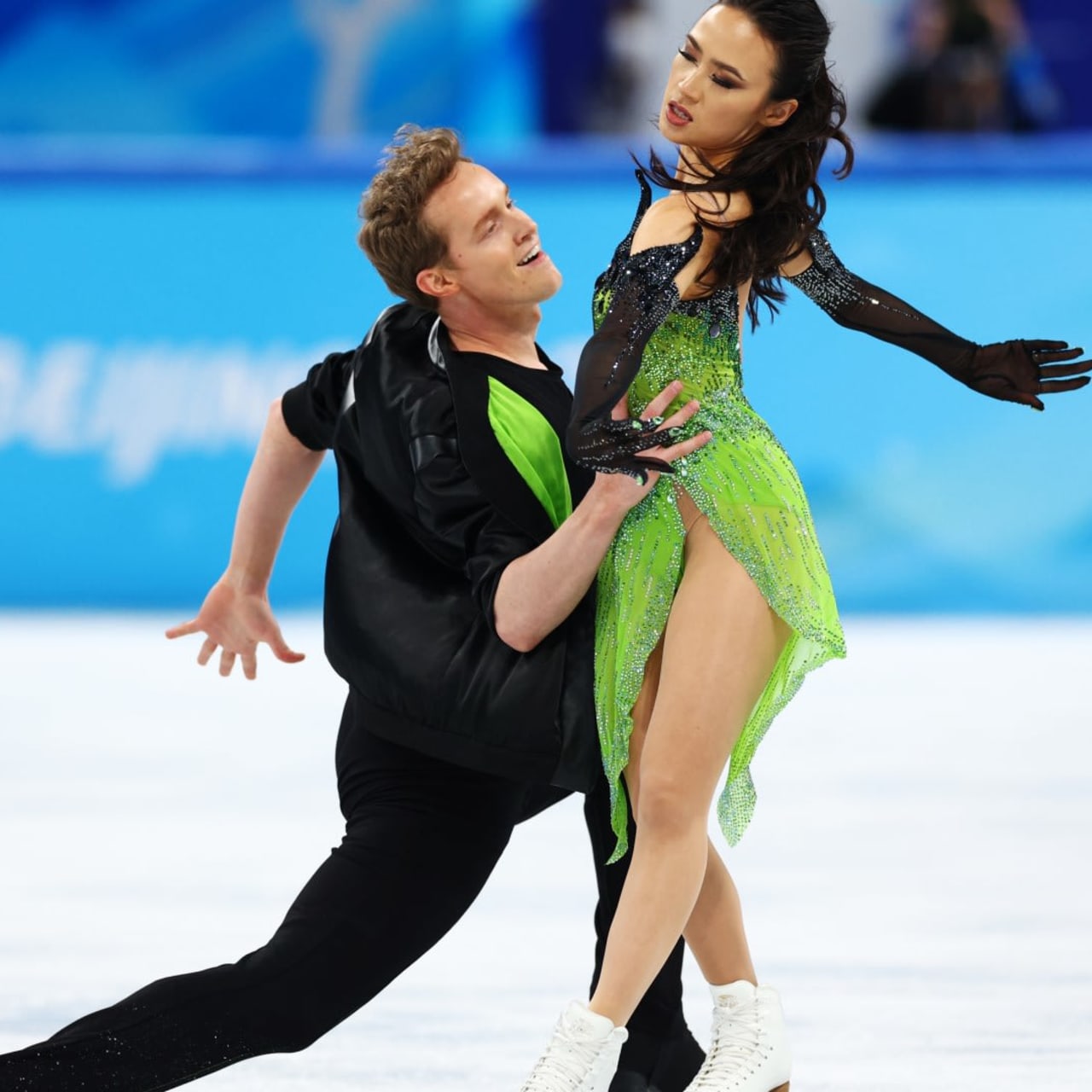 マディソン・チョック＆エヴァン・ベイツのフィギュアスケート団体