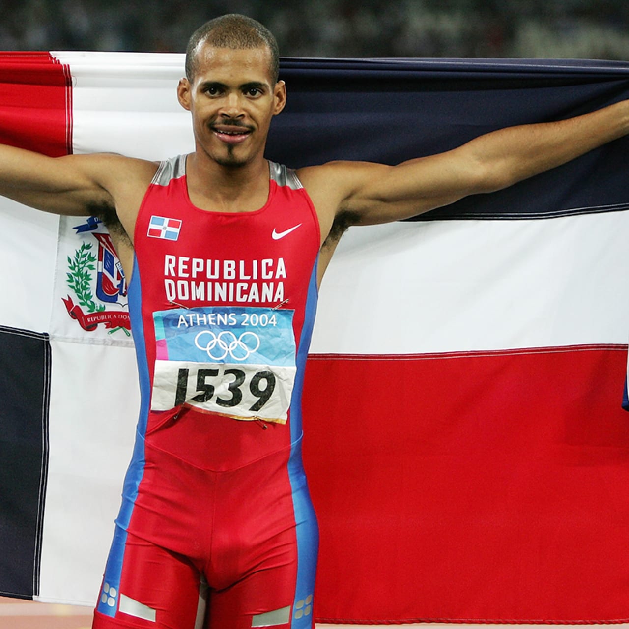 Felix Sanchez winning gold in the 400m men hurdles | Athens 2004