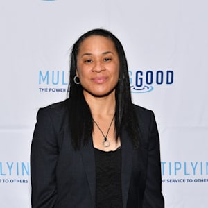 Dawn Staley Biography