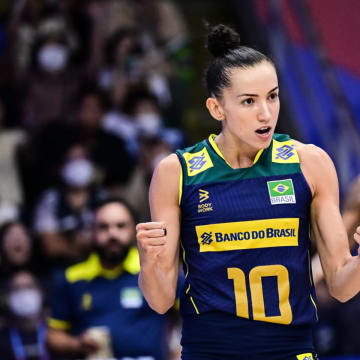 Gabi Guimar?es na VNL de v?lei 2023