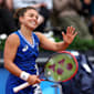 Tennis: Jasmine Paolini avanza al terzo turno a Parigi 2024!