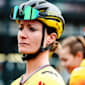 Amstel Gold Race 2024 : Marianne Vos remporte la course femmes à la photo finish devant Lorena Wiebes qui pensait avoir gagné