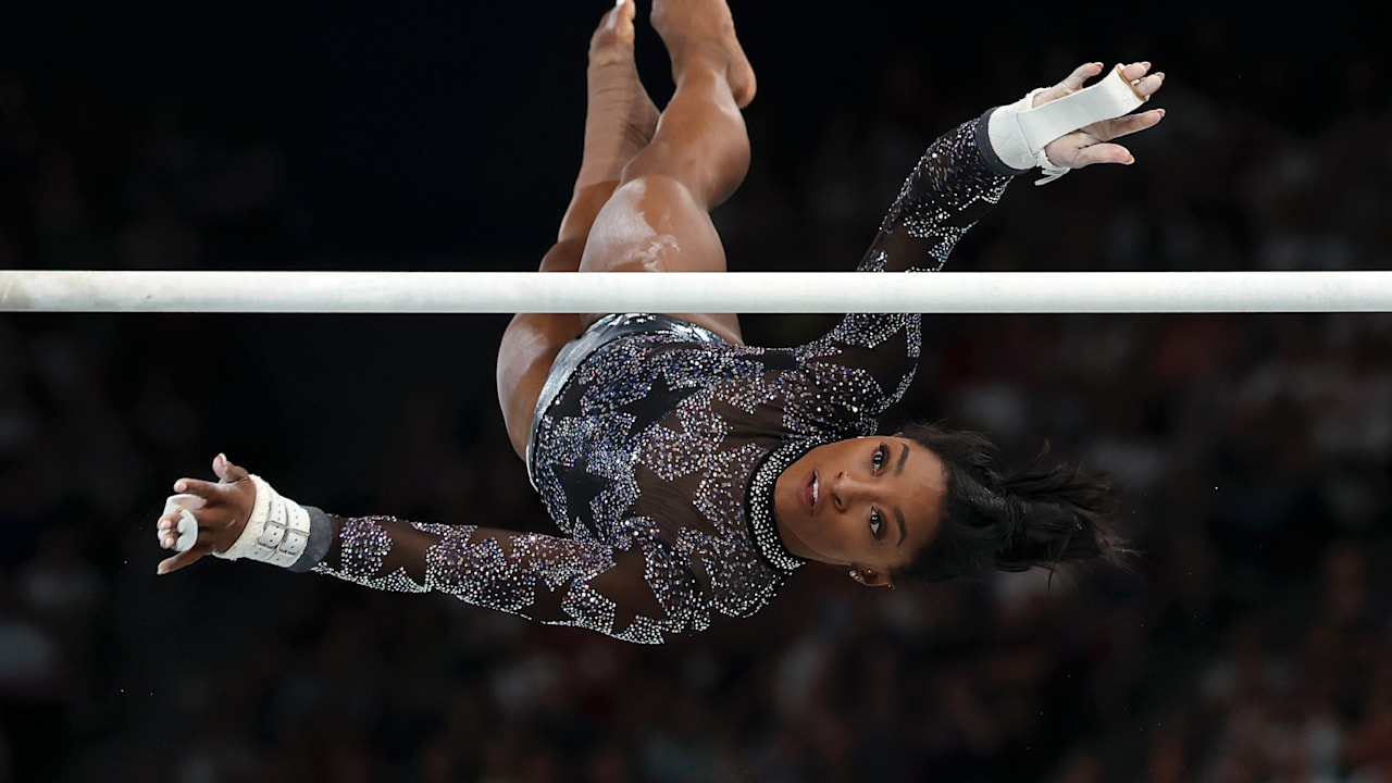 Artistic Gymnastics - W Qualification Subdivision 2 - Simone Biles Uneven Bars | Paris 2024 Highlights