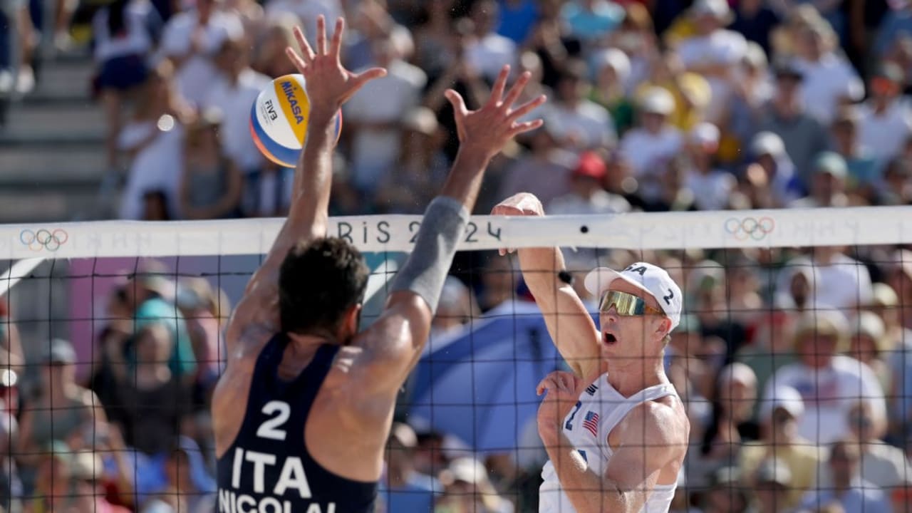 Round of 16 - Part 7 - Evening | Beach Volleyball | Olympic Games Paris 2024