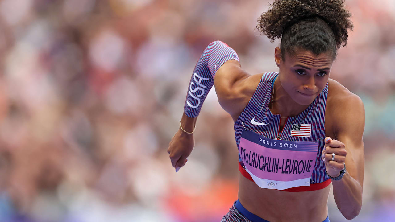 Athletics | W 400m Hurdles R1 | Sydney  McLaughlin-Levrone Paris 2024 Highlights