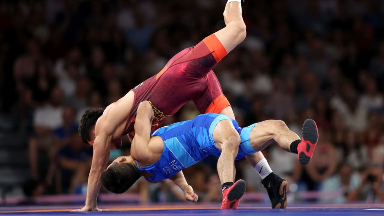 Mat B: Men's & Women's Freestyle - Day 10 - Evening | Wrestling | Olympic Games Paris 2024