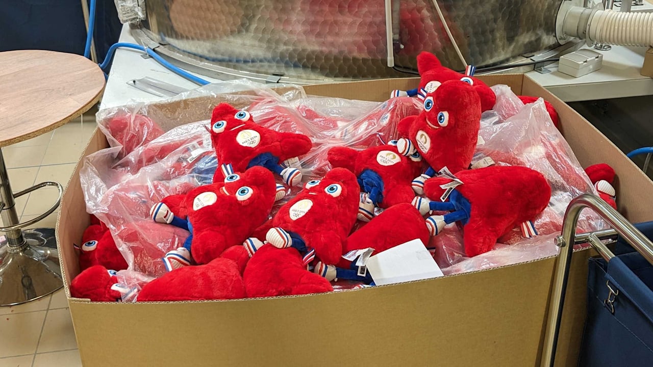 Uno sguardo al dietro le quinte della realizzazione della mascotte di Parigi 2024