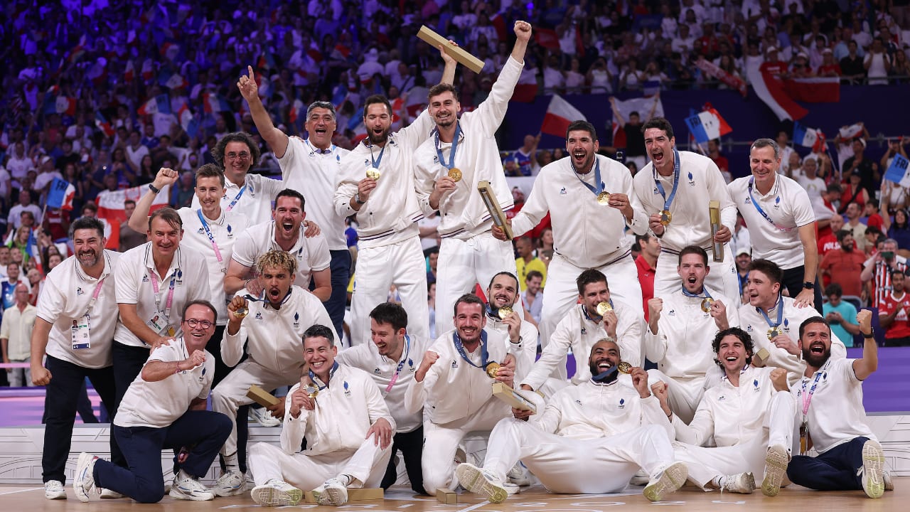 France beat Poland to win gold medal in men's volleyball | Paris 2024 highlights