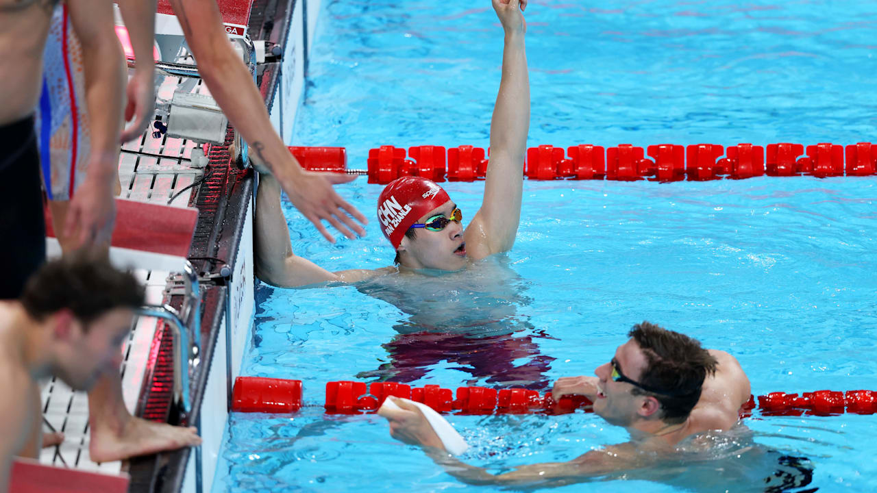men-s-4x100m-medley-relay-final-swimming-olympic-games-paris-2024