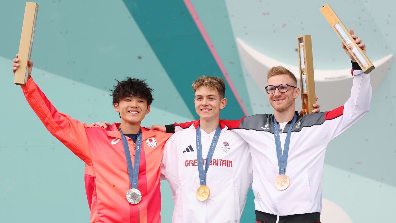 Toby Roberts clinches sport climbing gold in men's boulder and lead