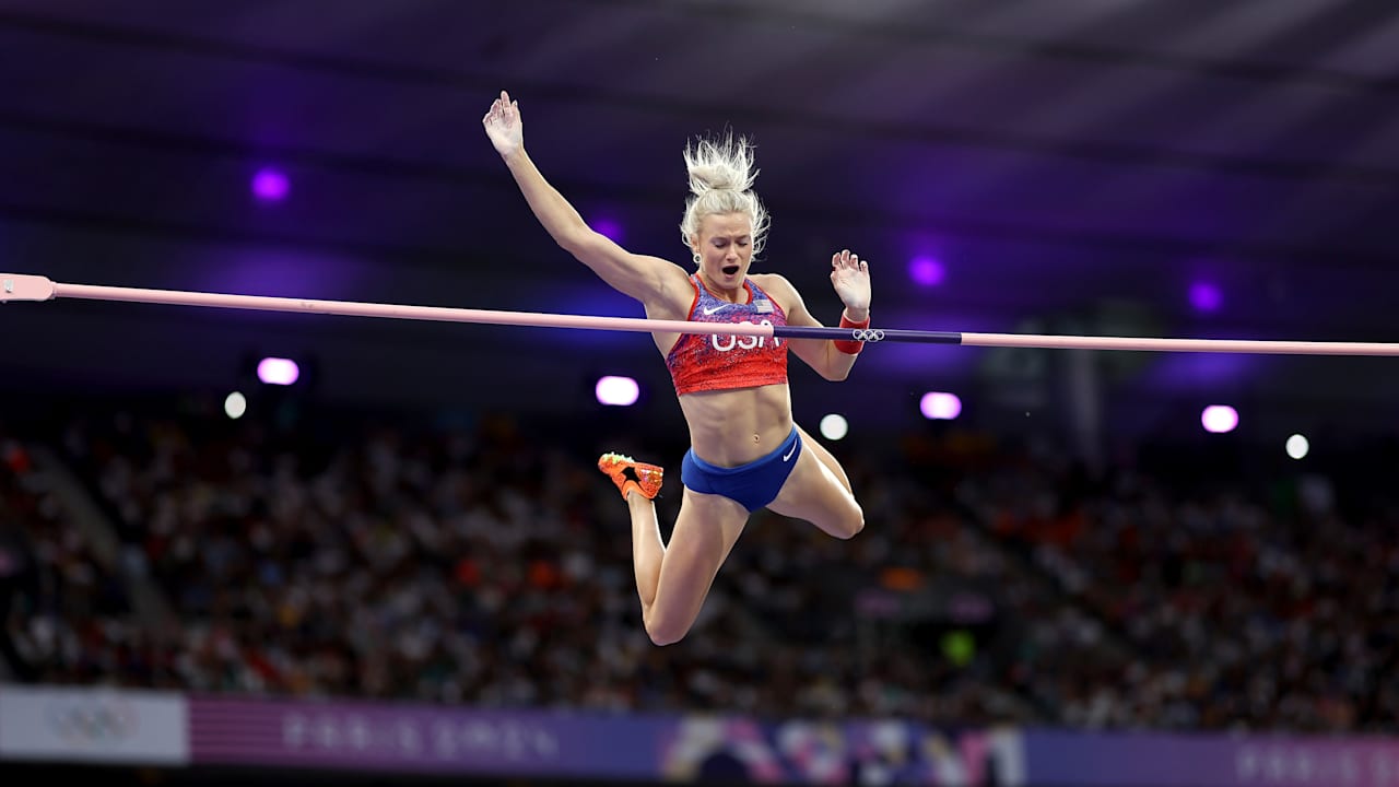 Athletics | W Pole Vault Final | Katie Moon  Paris 2024 Highlights