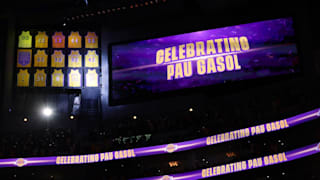 La camiseta de Pau Gasol, entre las leyendas de los Lakers
