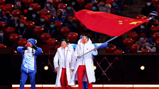 Tingyu Gao and Mengtao Xu of Team China in the Athletes parade 