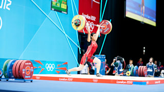 Tunadagi completes a lift 