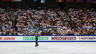 Yuzuru Hanyu performs during his World Championship free skate