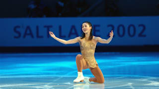 Michelle Kwan Very Wang dress 02