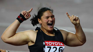 Valerie Vill (Adams) wins 2007 World Championships shot put