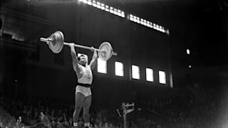 Sakata competing at London 1948 (PNA Rota/Getty Images)