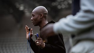 Refugee coaches passing on their knowledge