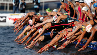 18th FINA World Swimming Championships - Women's 5km Open Water Final - Yeosu EXPO Ocean Park, Yeosu, South Korea - July 17, 2019. Competitors at the start. REUTERS/Evgenia Novozhenina