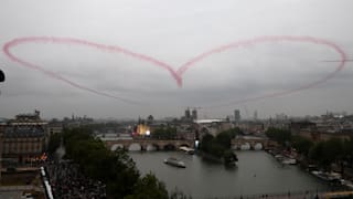 A heart created during an aerial display above the boats