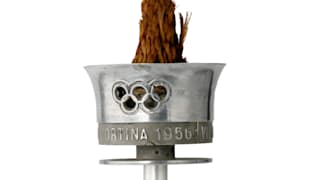 冬季オリンピック聖火リレーで使われた歴代のトーチ