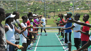 Tennis : IOC SPORT FOR HOPE PROGRAMME. PORT-AU-PRINCE (HAITI).