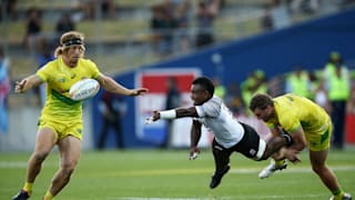 Jerry Tuwai escapes a tackle