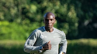 Eliud Kipchoge training ahead of the 2020 London Marathon (Credit: Virgin Money London Marathon)