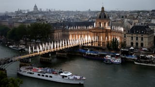 Delegations of Democratic Republic of Congo, Cook Islands, Republic of Korea, Costa Rica and Cote d'Ivoire sail by Institut de France and the Pont des Arts