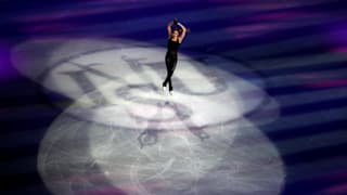 Alina Zagitova jumps during her exhibition skate (REUTERS-Issei Kato)
