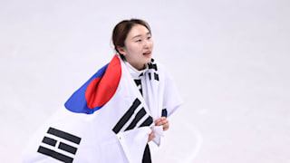 Minjeong Choi celebrates winning the Gold medal in the 1500m in Beijing 2022