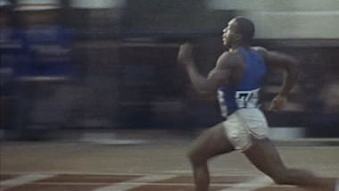 Bob Hayes of the Dallas Cowboys tracks a punt during an NFL