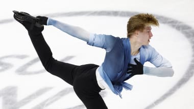 Stephen Gogolev wins first major title at 2025 Nebelhorn Trophy